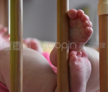 五招让哭闹广州捐卵宝宝静下来